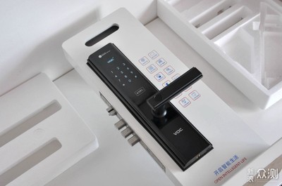 聯(lián)動感應(yīng)開門，華為智選VOC智能門鎖S搶先體驗(yàn)